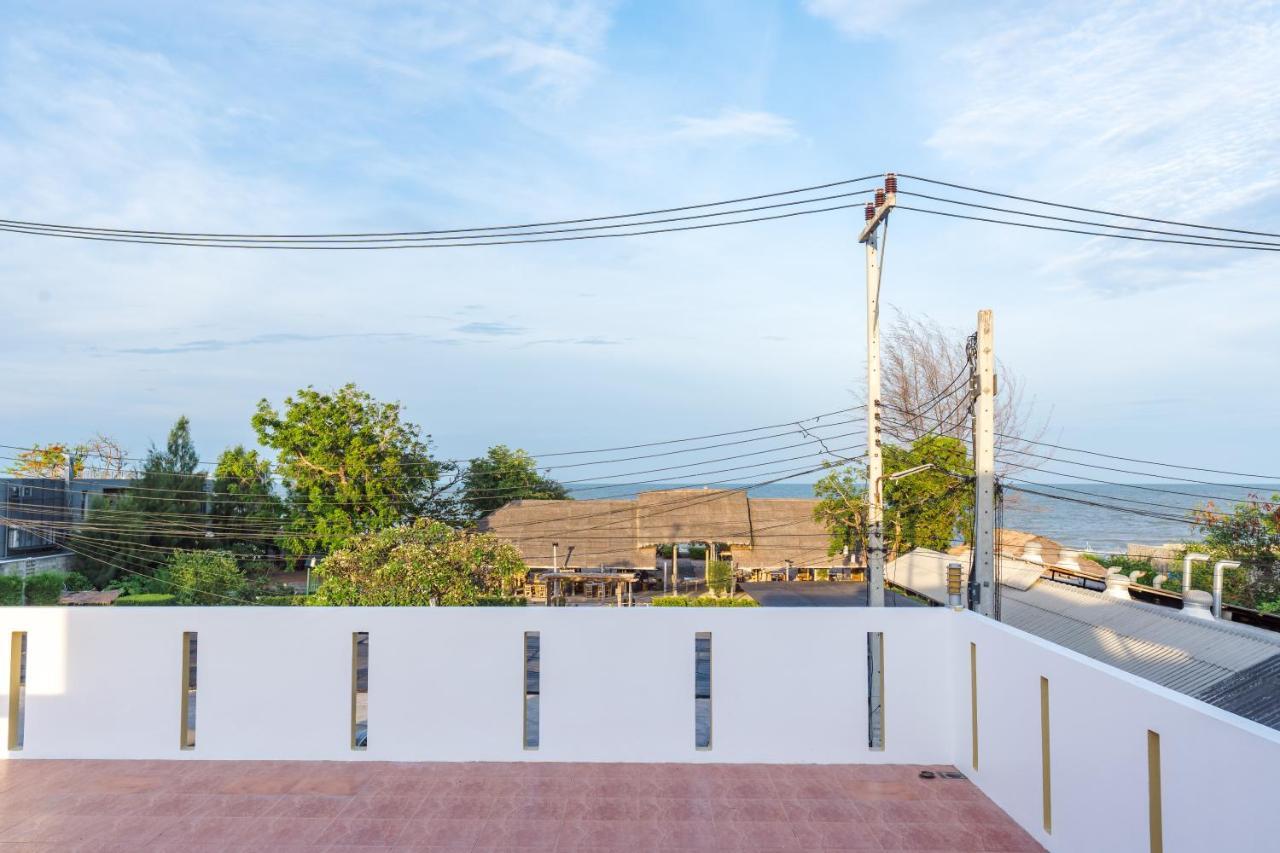 Fira Villa Huahin Εξωτερικό φωτογραφία